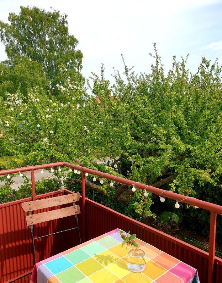 Egen Ovanvaning I Charmig Villa Naera Havet Ystad Esterno foto